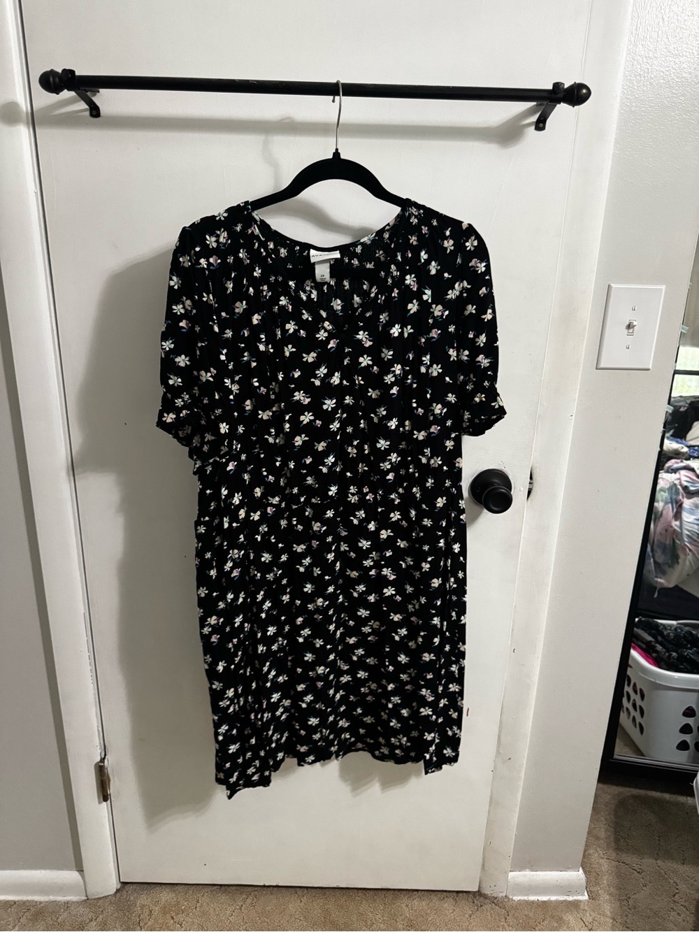 Ava & Viv Black Floral Midi Dress